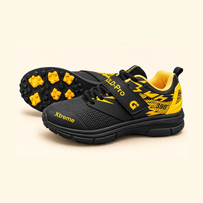 GOLD Pro Xtreme 390 Cricket Gripper Shoes |  Black & Yellow